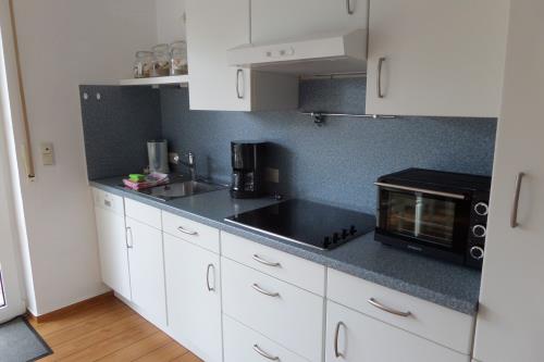 Borkum Ferienwohnung Gartmann - Küchenzeile