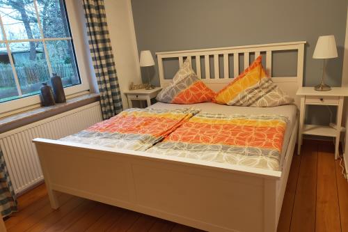 Borkum Ferienwohnung Gartmann - Schlafzimmer