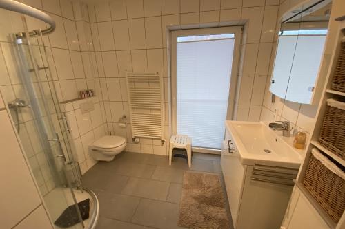 Borkum Ferienwohnung Haus Tjalk - EG - Wohnung 1 - Tjalk-EG-Whg1 - ID 14002 - Duschbad