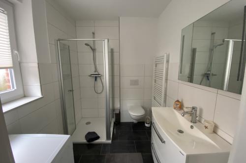 Borkum Ferienwohnung La Vita - Badezimmer 1