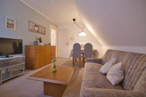 Borkum Ferienwohnung Haus Ebeling / Wohnung Wasserturm - Wohnzimmer