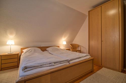 Borkum Ferienwohnung Haus Ebeling / Wohnung Wasserturm - Schlafzimmer 2