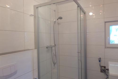 Borkum Ferienwohnung Inselstern - Modernes Duschbad