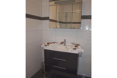 Borkum Ferienwohnung Kapitän`s Kooje - Badezimmer 2