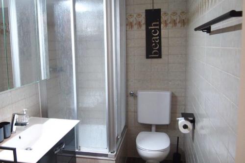Borkum Ferienwohnung Ahoi - Duschbad