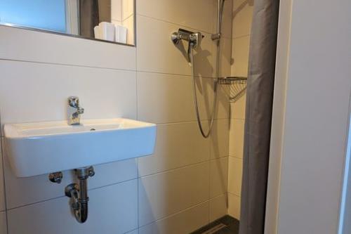 Borkum Ferienwohnung Haus Donat - Apartment Aike - ID 11024 - Wohnung Aike, Duschbad/WC